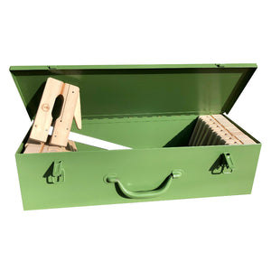 ULMIA Montage-Box mit 16 Leimzwingen in Frontansicht