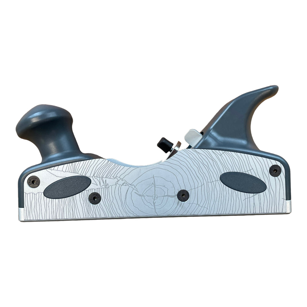 Moderner Handhobel aus Metall mit ergonomischem Griff zur präzisen Holzbearbeitung