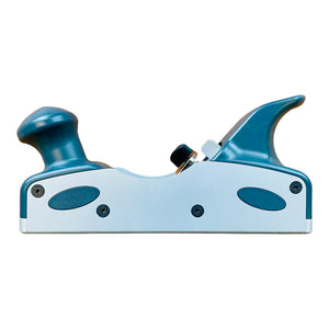 Moderner Handhobel aus Metall mit ergonomischem Griff zur präzisen Holzbearbeitung