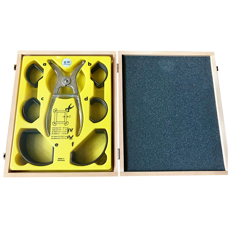 gm Arbeitsgarnitur im Holzkasten in Frontansicht