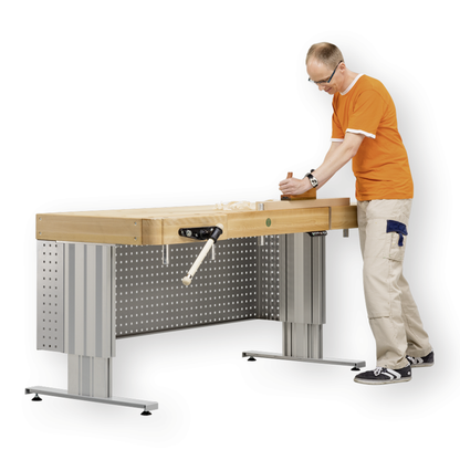 Ulmia Hobelbank Modell 4-200 eHV in Frontansicht